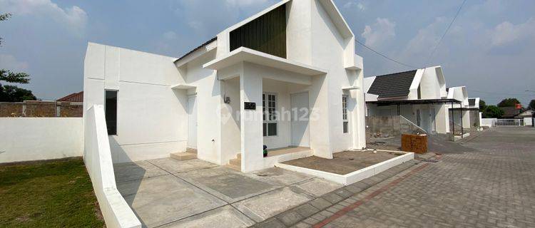 Rumah Scandinavian Modern Jual Shm p Ready Di Klaten 1