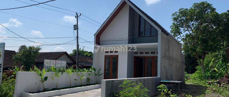 RUMAH SCANDINAVIAN 200 JUTAAN DI KLATEN SELATAN 1
