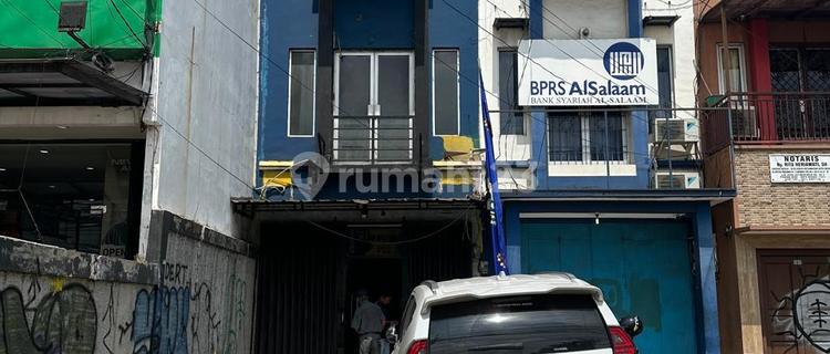 For Sale and For Rent, 2.5-story shop house, Jatiwaringin Roadside, Bekasi. 1
