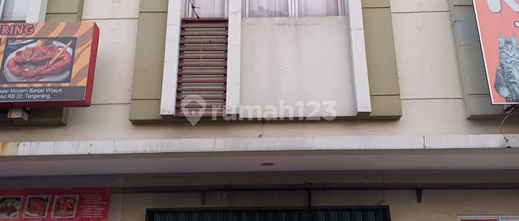 For Rent 2.5-Story Shophouse in Pasar Modern Banjar Wijaya Tangerang 1