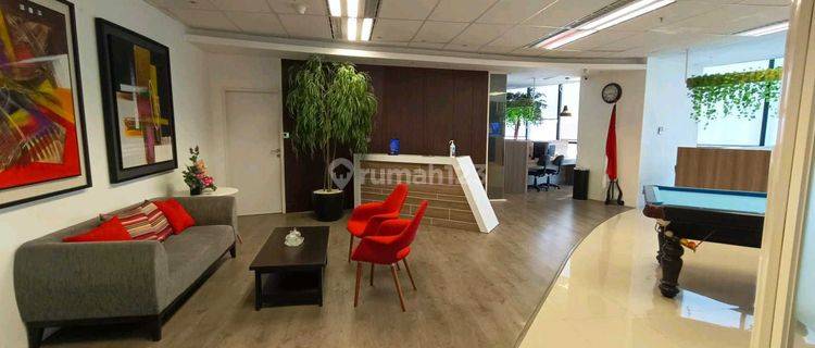 Kantor Di Pakuwon Center di Embong Malang. Bagus. Full Furnished. Siap Pakai. Lokasi Connect dengan Tunjungan Plaza Murah. Nego. 1