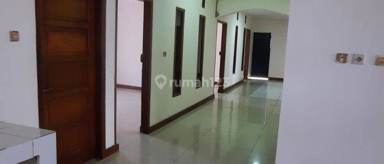 Rumah Kost  Startegis 3 Lantai di Leuwi Panjang , Bandung 1