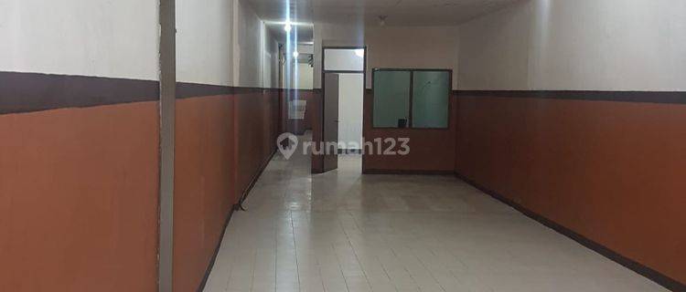 Ruko Disewa Siap Pakai Cocok Utk Kantor di Mainroad Sudirman 1