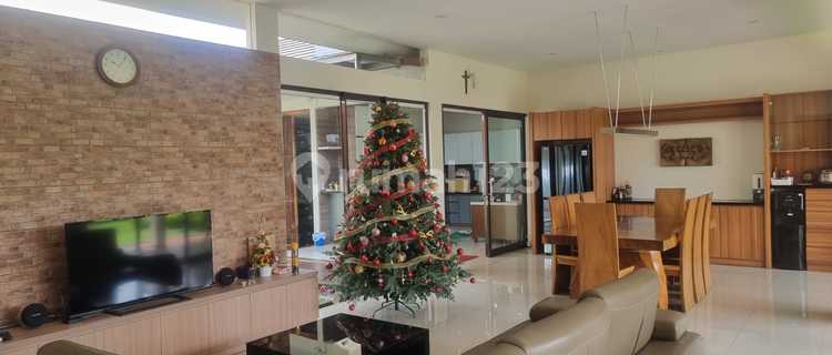 Rumah Dijual Bagus Siap Huni di Kota Baru Parahyangan 1