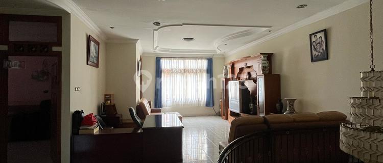 Rumah Dijual Nyaman Siap Huni di Setraduta Raya, Bandung 1