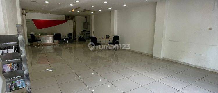 Ruko Disewa Strategis 3 Lantai di Mainroad Pasirkaliki, Bandung 1