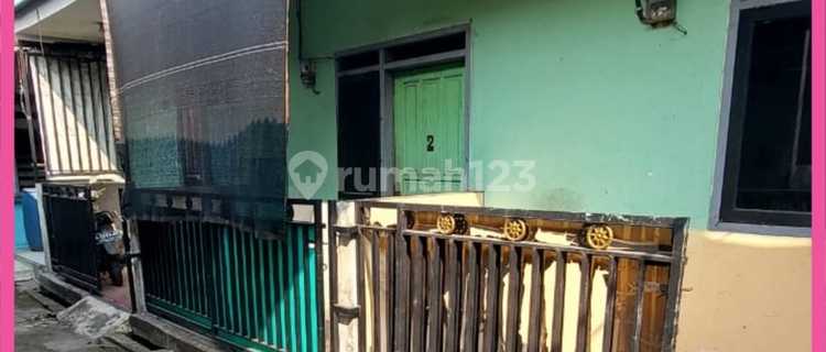 For Sale: Large House with Four-Door Boarding Rooms on Jl. Raya Serang Km 72 1