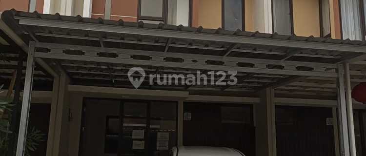Rumah Emerald Residences Disewakan 2Lt 2BR Sepatan uk 5x12m² 1