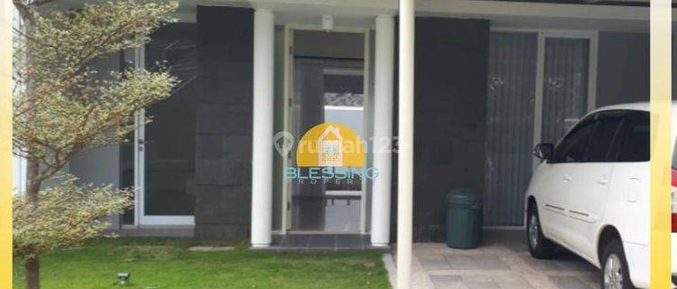 Disewakan rumah modern bagus yellowleaf citragrand 1