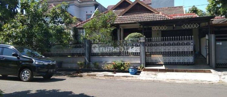 Dijual Rumah Modern Terawat Bersih Jalan Srondol Asri Banyumanik 1