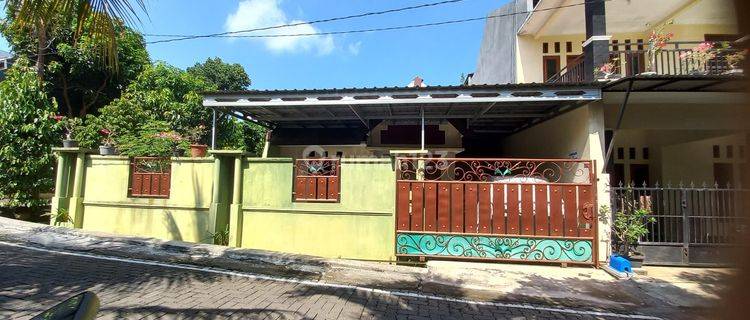 Disewakan rumah cantik bagus mulawarman Tembalang 1