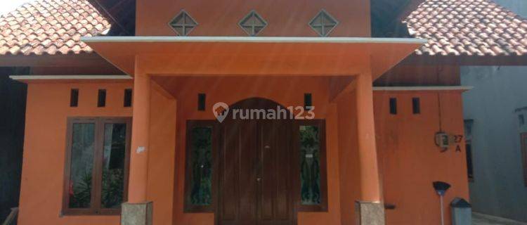 Disewakan rumah bagus dan nyaman mulawarman tembalang 1