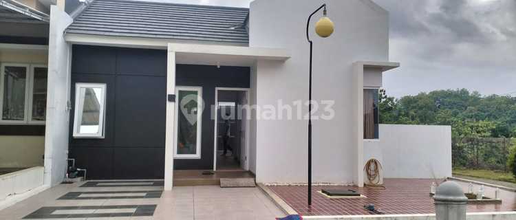 Beautiful Furnished House Panorama Banjaran Ngaliyan House 1