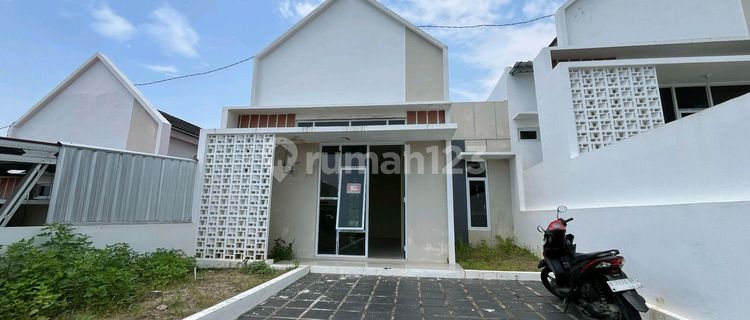 Rumah Baru Cantik Harga Murah Jl. Beringin Ngaliyan 1