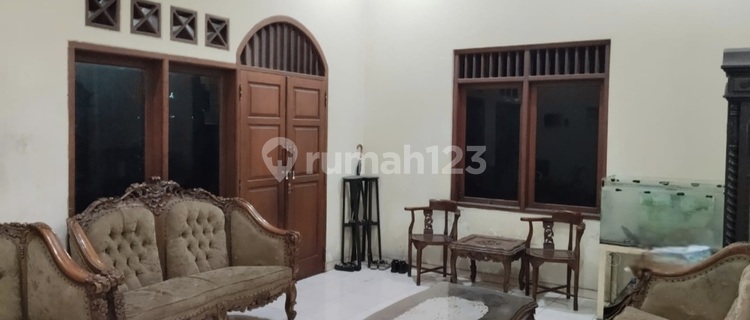 Land in a Strategic Location, Office and Commercial Area. 1