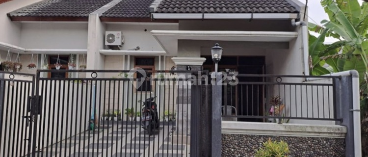 Minimalist House, Flood-Free, Pedurungan Semarang 1
