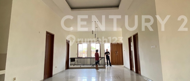 Ruko + Mess Halmahera, Kota Semarang, 2 Lantai, Lokasi Strategis. 1