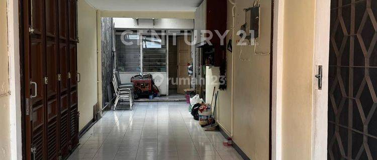 Rumah Pekunden Tengah Kota, Dekat Hotel Tentrem 1