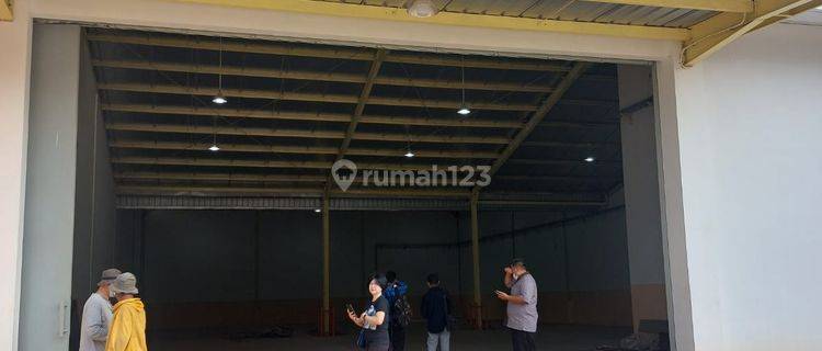 Gudang Baru Ada Kantor di Jakarta Timur Akses Kontainer Dan Dekat Tol 1