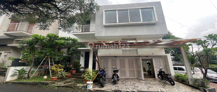 Rumah Semi Furnished Di Dalam Cluster Benda Kemang Jaksel 1