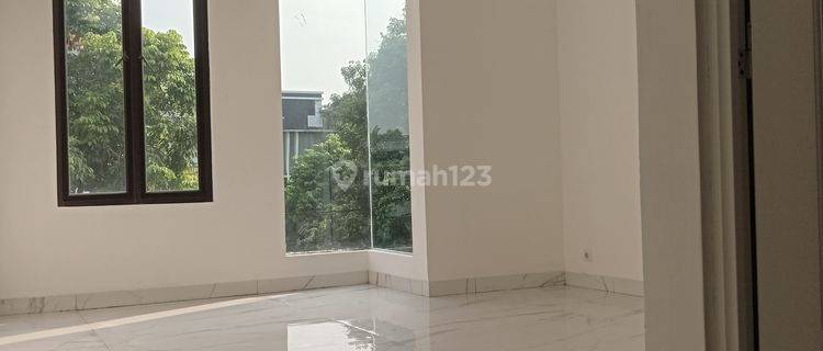 Cool and nice house for rent have 5 room bed in Lippo Cikarang, ready to live in. Affordable price 1