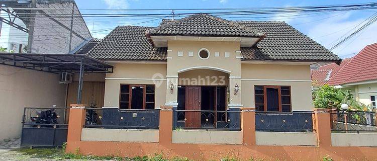 Rumah Hook Minimalis Siap Huni Full Furnished Dalam Perumahan 1