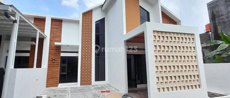 Rumah Baru Scandinavian 895 Juta di Maguwo Sleman Dekat Seturan 1