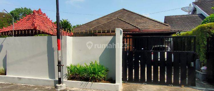 Rumah Super Luas Dalam Perumahan Semi Furnished di Mlati, Sleman 1