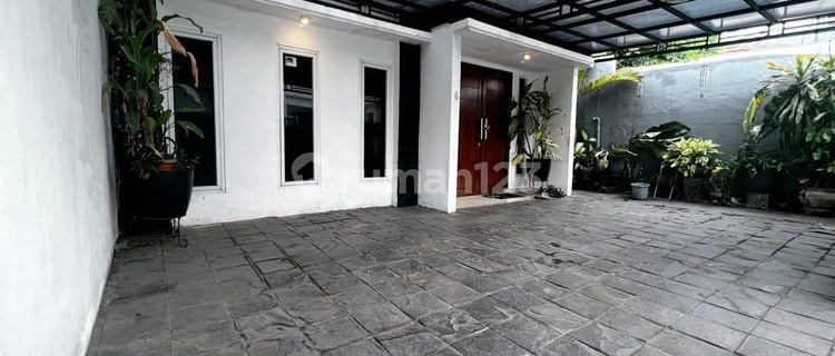 Dijual Rumah Kalibata Utara Luas 9.5 X 14.5 Shm Semi Furnished 1