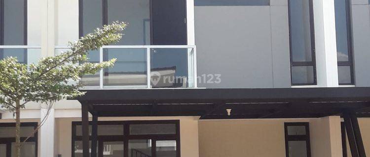 Disewakan Rumah Siap Huni Perumahan Metland Transyogi Cibubur  1