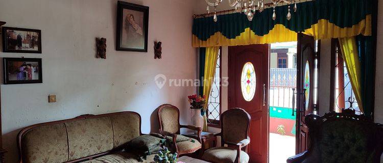 Dijual Rumah Luas 2 Lantai Dalam Komplek Dekat Pasar Jatiasih 1