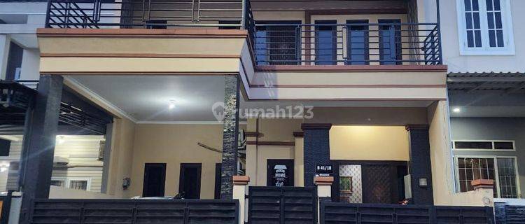 Dijual Rumah 3 LAntai di Perumahan Banjar Wijaya Tangerang 1