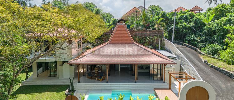 Villa Mewah Dengan View Jungle Dekat Ubud 1