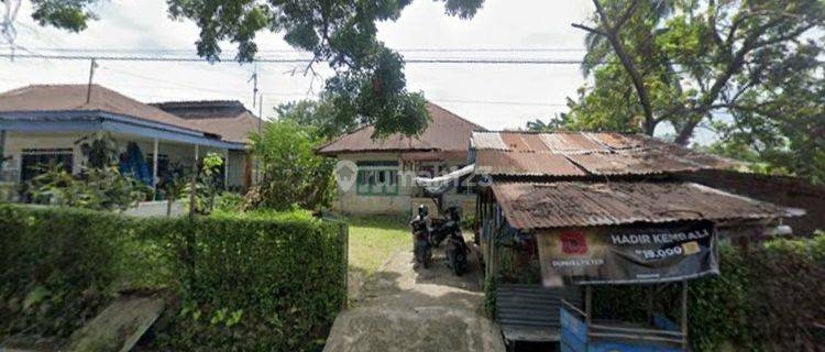 Dijual Tanah Dan Bangunan Yang Mempunyai Halaman Lebar 1
