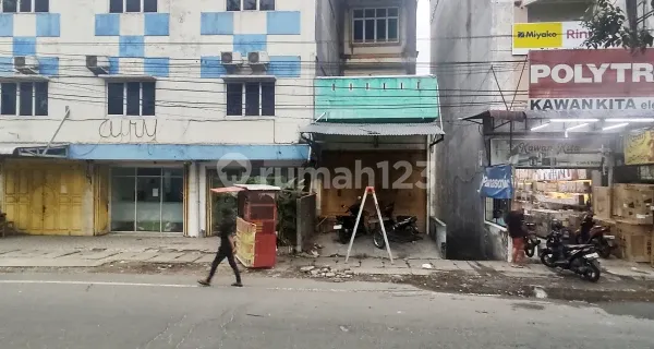 For Rent: Strategic Business Shop House in Katamso/ Titi Kuning 1