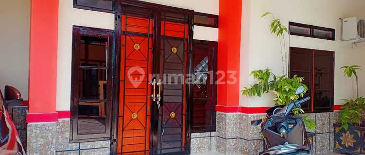 Rumah Tinggal Konsep Modern Minimalis Dan Mewah 1