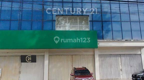 Ruko 4 Lt Pintu 3 Pintu Jl. Sultan Abdurahman No.67  Pontianak 1