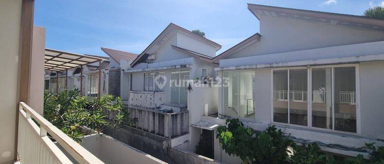 Villa lantai 2 Grenlot  1