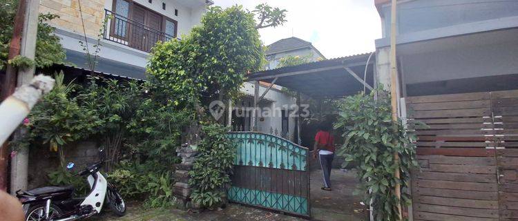 Rumah di Jln tibubeneng 2 Lantai SHM Butuh Renovasi 1