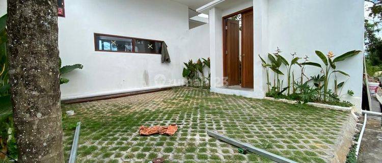 Villa di muggu luas 225 are 2 Lantai SHM Bagus 1