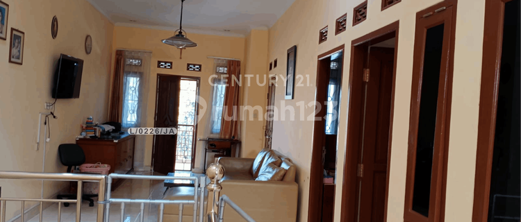 2-Storey Semi-Furnished House Ready to Occupancy Taman Kopo Asri Bandung 1