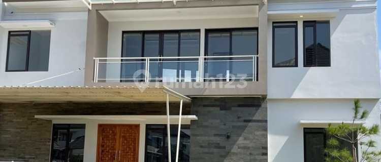 Rumah Modern Minimalis di Bukit Gardenia Resort Garut 1