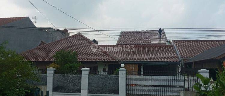 Dijual Rumah di Jl. Panaragan kidul no. 7, Bogor 2 Lantai SHM 1