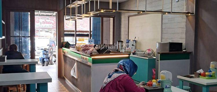 Ruko strategis untuk bisnis Bagus 150 m2 SHM Singgasana Pradana 1