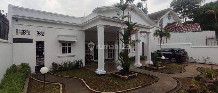 Rumah Di Kompleks Billy Moon, Pondok Kelapa 1