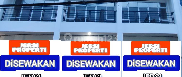 Roadside Shop House for Rent on Jalan Besar in North Samarinda 4891 1