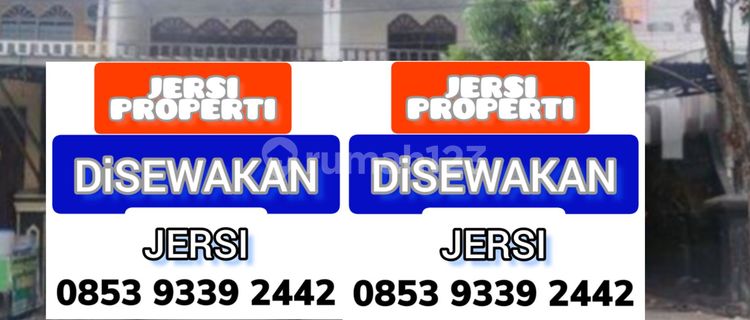 Strategic RUKO in downtown Samarinda, highly promising for business. 1