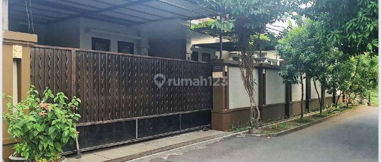 Rumah Mewah Ada Kolam Renang Semarang Atas Siap Huni 1