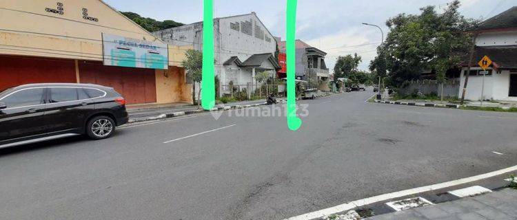 Rumah Burung gudang Tengah Kota Blora Jual Murah 1