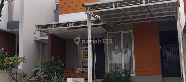 Rumah baru 2lantai full furnished  1